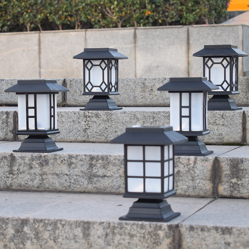 CourtyardGlow Solar Lamp – Decorative Garden Lawn Light