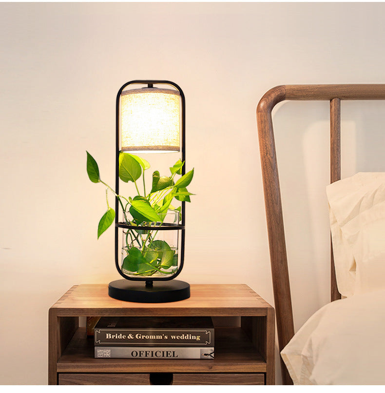 Verdéa Glass Plant Lamp – Minimal Botanical Ambient Light
