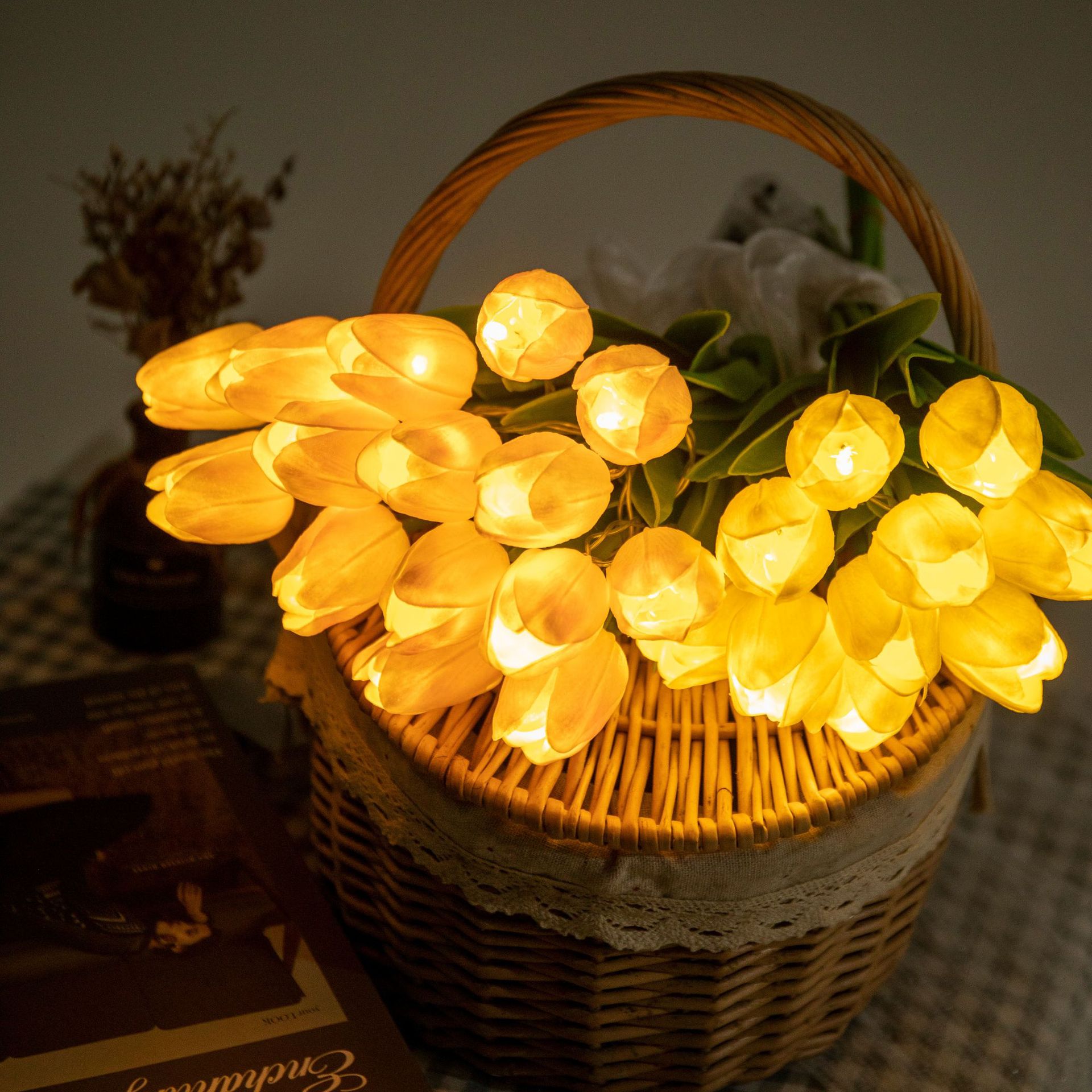 TulipGlow LED Bouquet Lights – Romantic Flower String Lamp