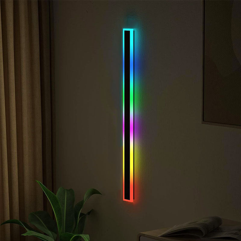 Solis Aura Wall Light – Colour-Changing Outdoor Lamp