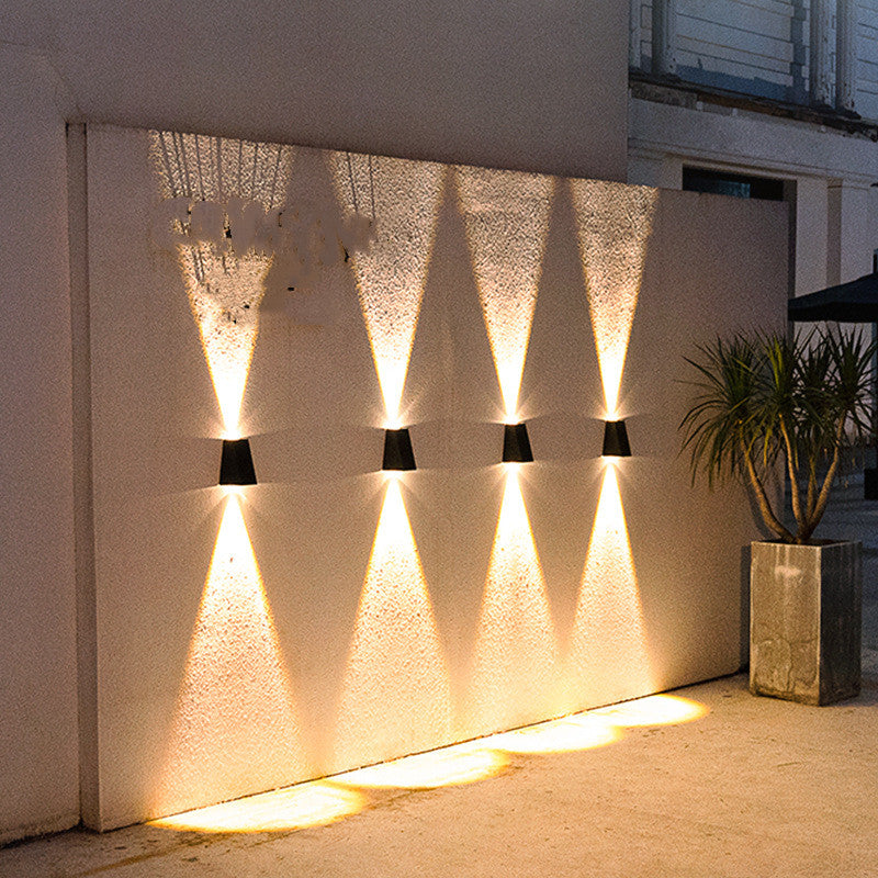 Solis Guard Wall Light – Solar Waterproof Outdoor Lamp