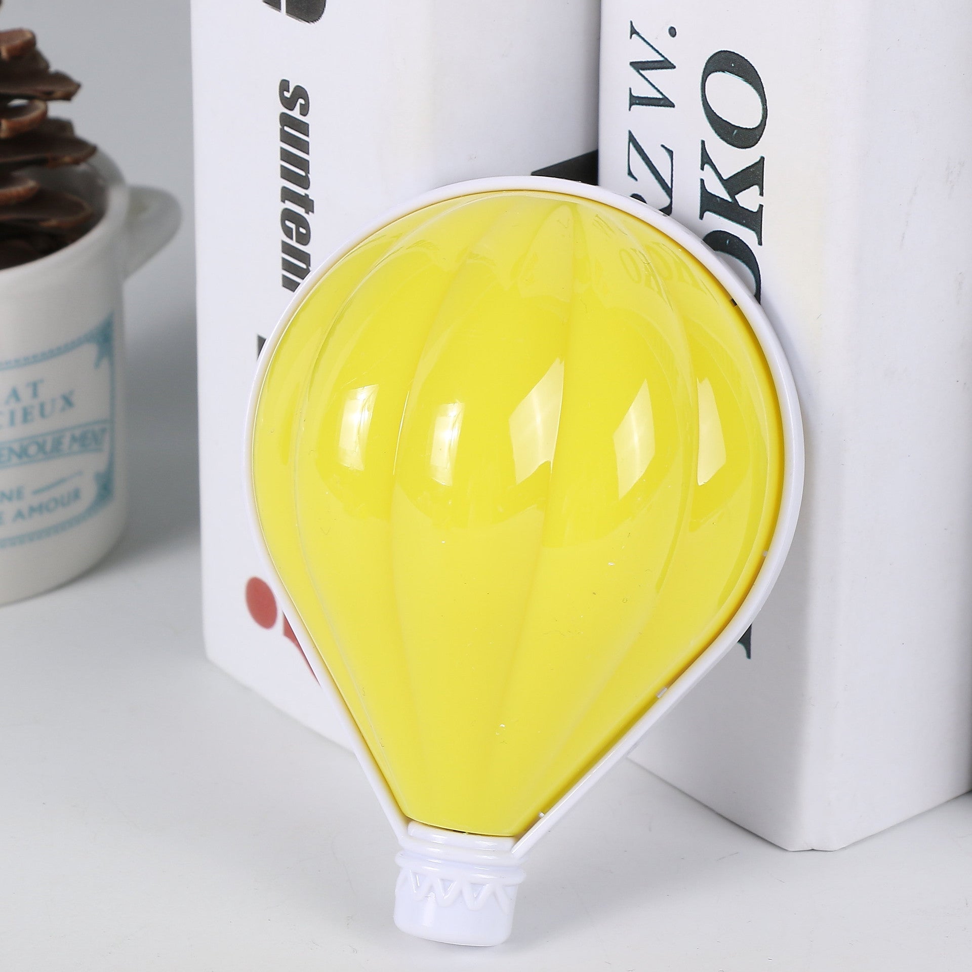 Nuvia Mini Night Light – Soft Glow Decorative Lamp