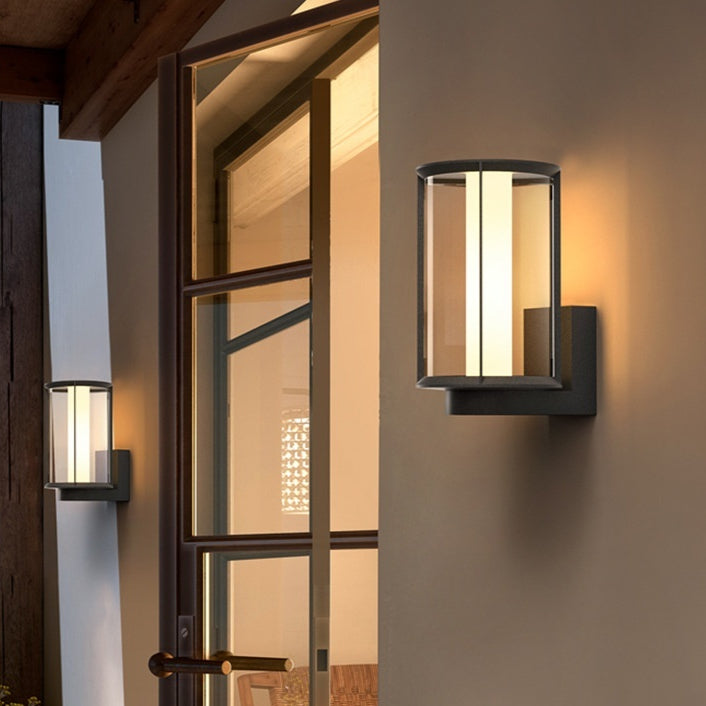Solis Grand Gate Light – Solar Villa Wall Lamp