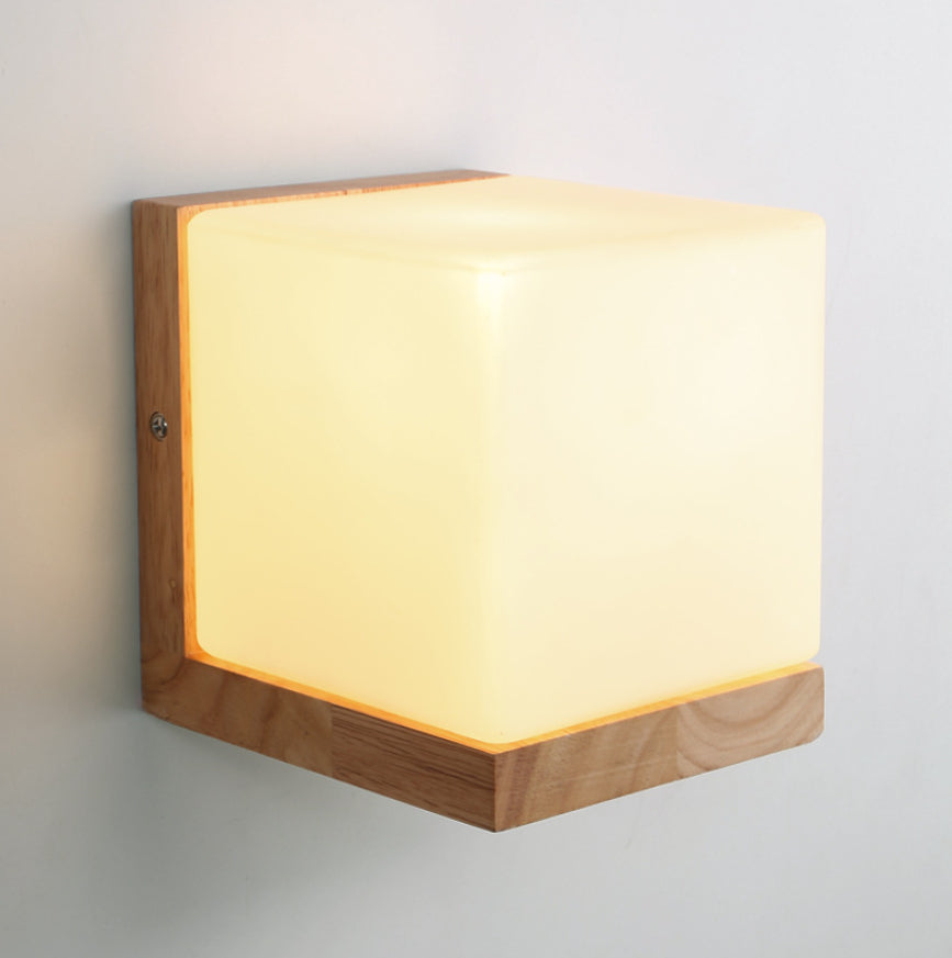 Arboré Wooden Wall Lamp – Minimal Natural Glow