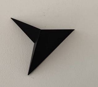 Triora Leaf Wall Lamp – Minimal Geometric Ambient Light