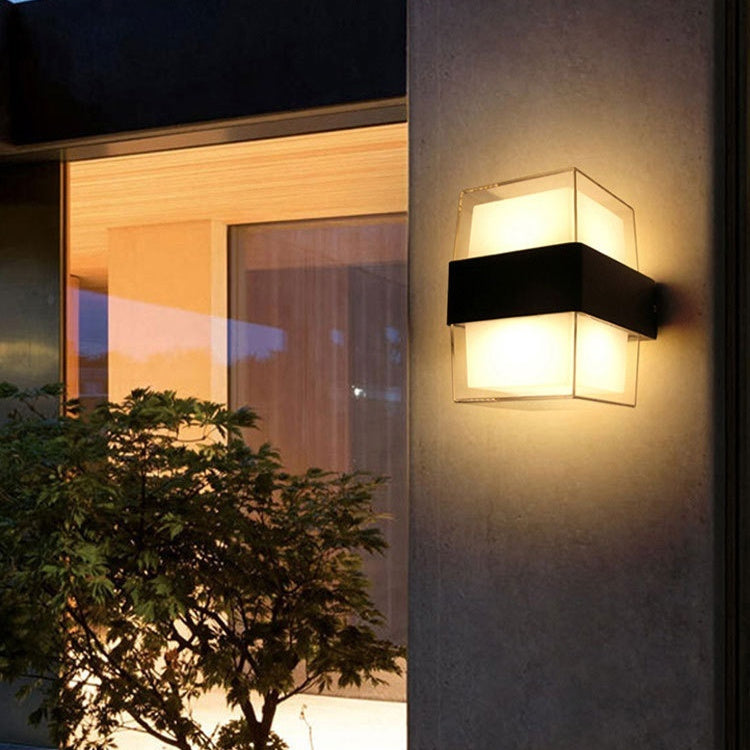 Solis Path Wall Light – Outdoor Ambient Waterproof Lamp