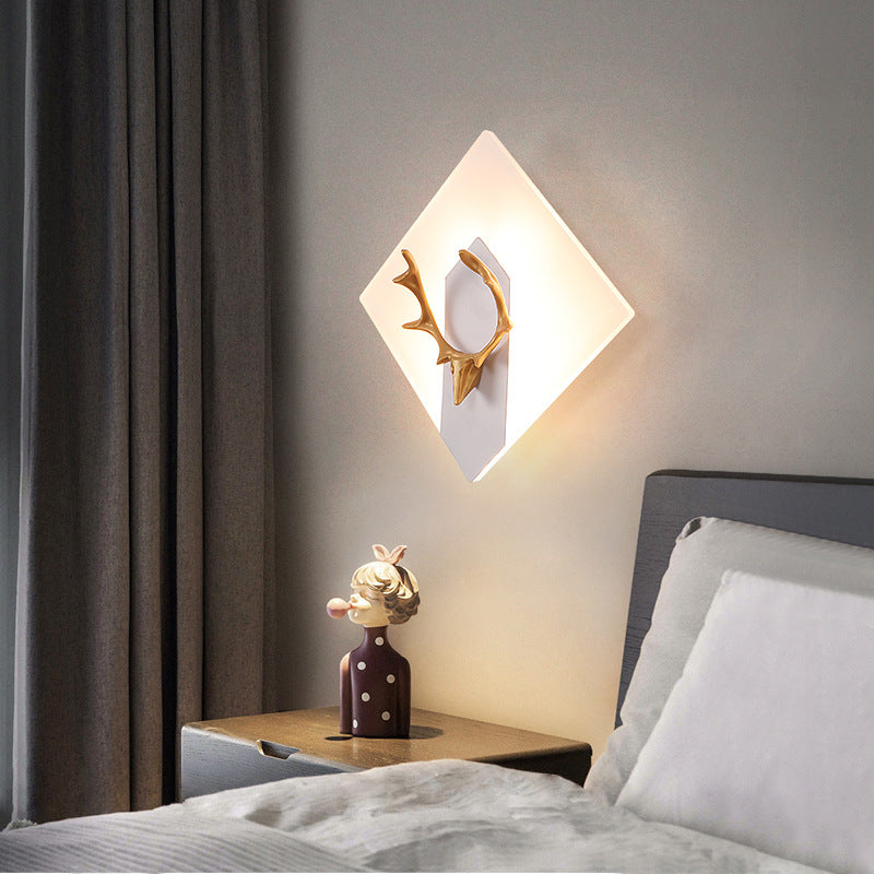 AntlerGlow Wall Light – Modern Acrylic LED Lamp