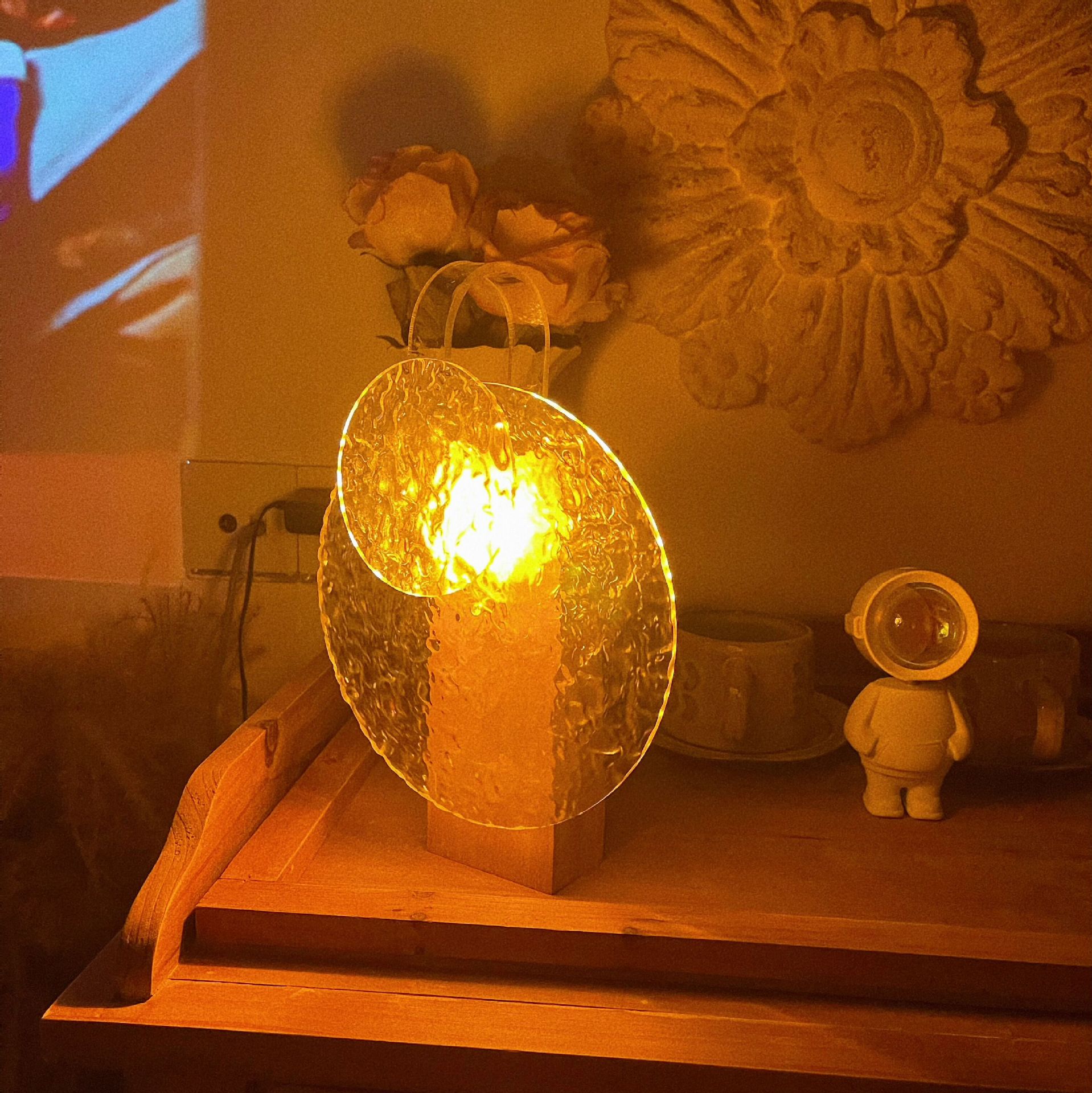 AuraRipple Sunset Lamp – Rotating Water Ripple Atmosphere Light