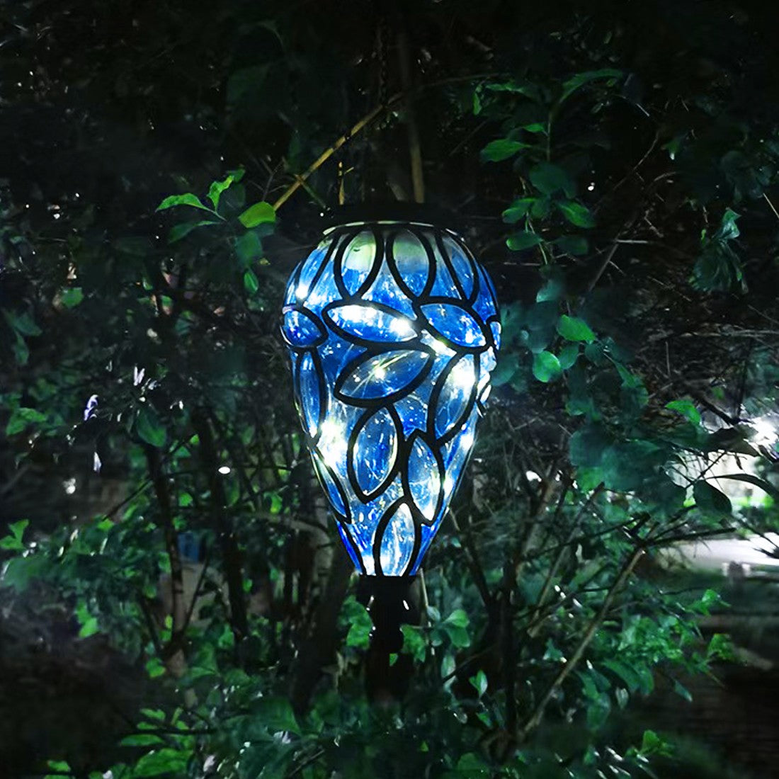 AquaDrop Solar Lantern – Teardrop Hanging Garden Light