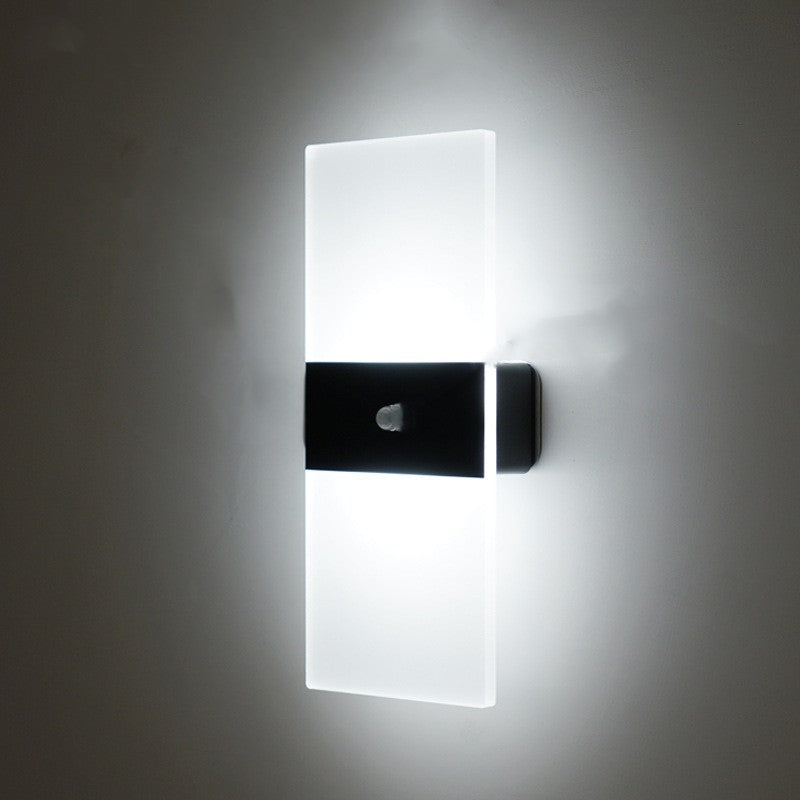 Luma Touch Bedside Lamp – Minimal Ambient Light