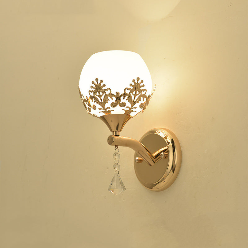 HeritageGlow Wall Lamp – American Style Glass Light