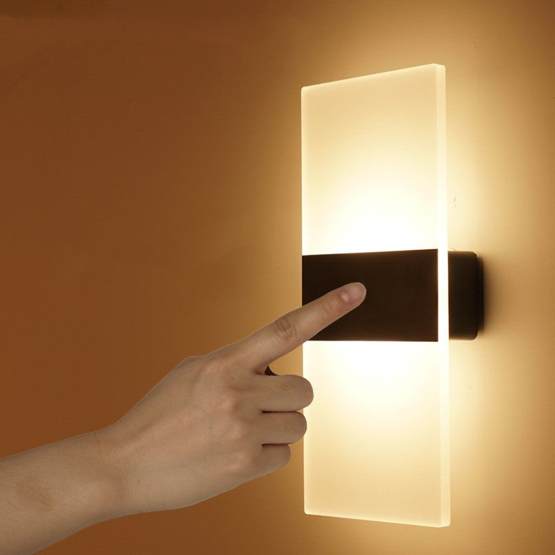 Luma Touch Bedside Lamp – Minimal Ambient Light