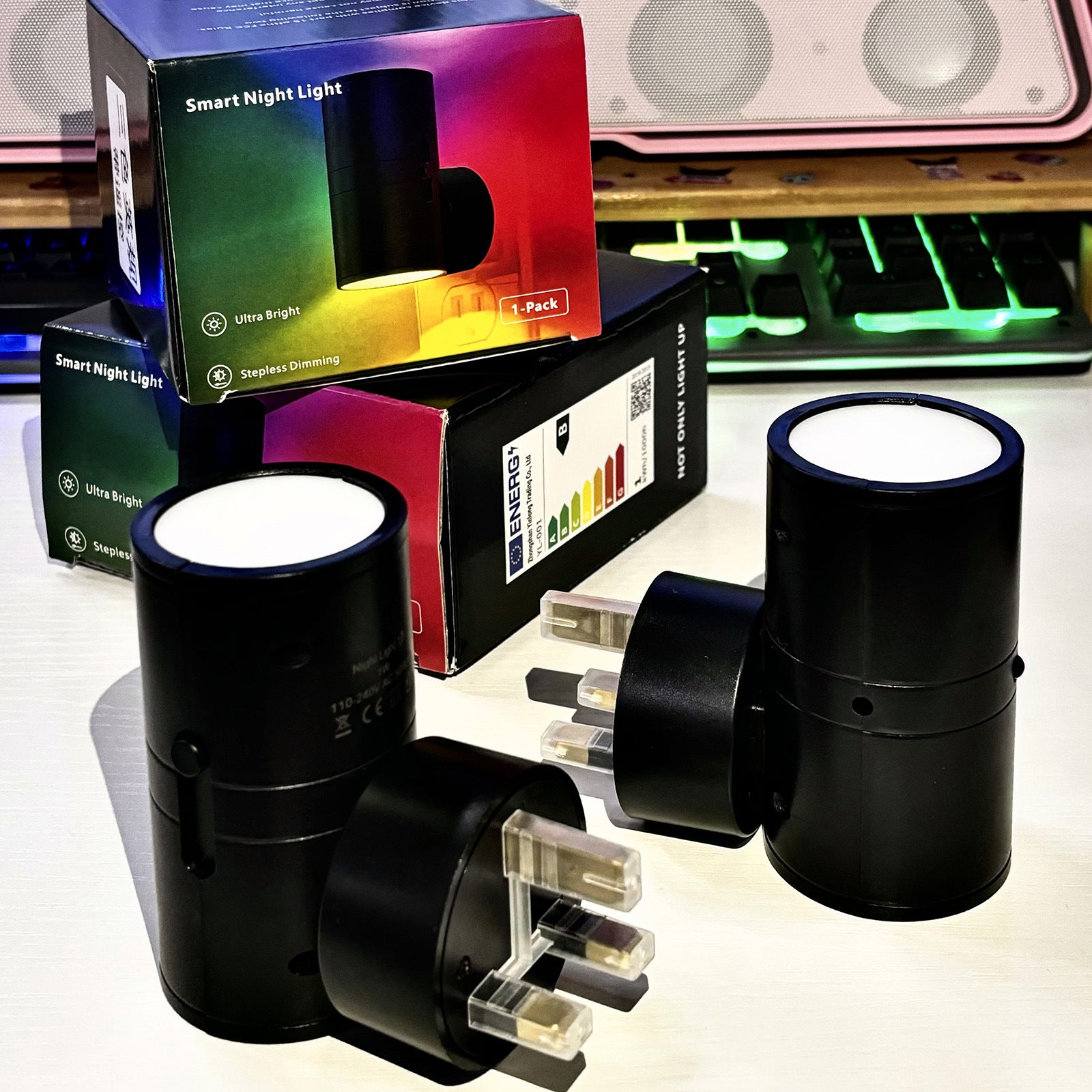 Sensora Plug-In Night Light – Smart Ambient Sensor Lamp