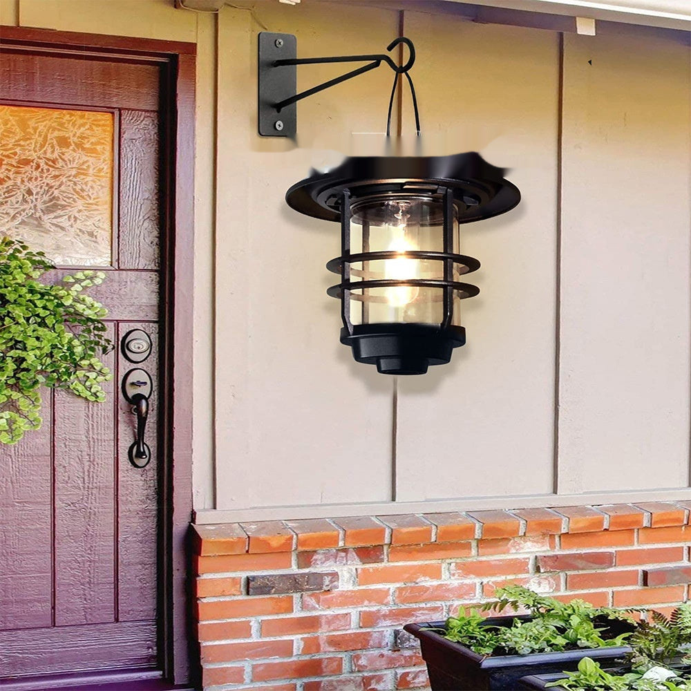 Solis Vintage Wall Lamp – Solar Outdoor Retro Light