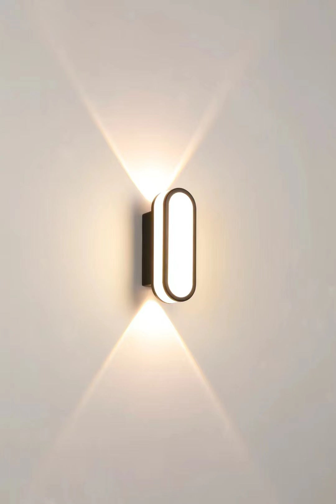 Aurora Courtyard Wall Lamp – Outdoor Warm Ambient Light