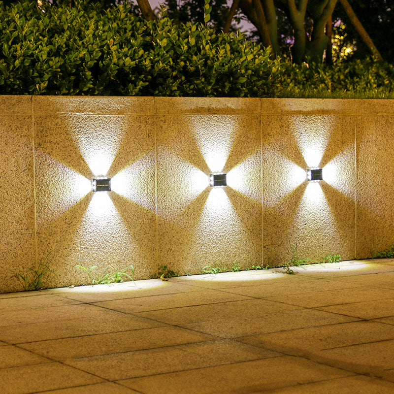 GlowLine Solar Wall Light – Outdoor LED Ambient Lamp