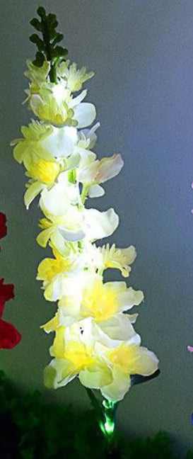 LilyGlow Solar Lantern – Outdoor Flower Garden Light